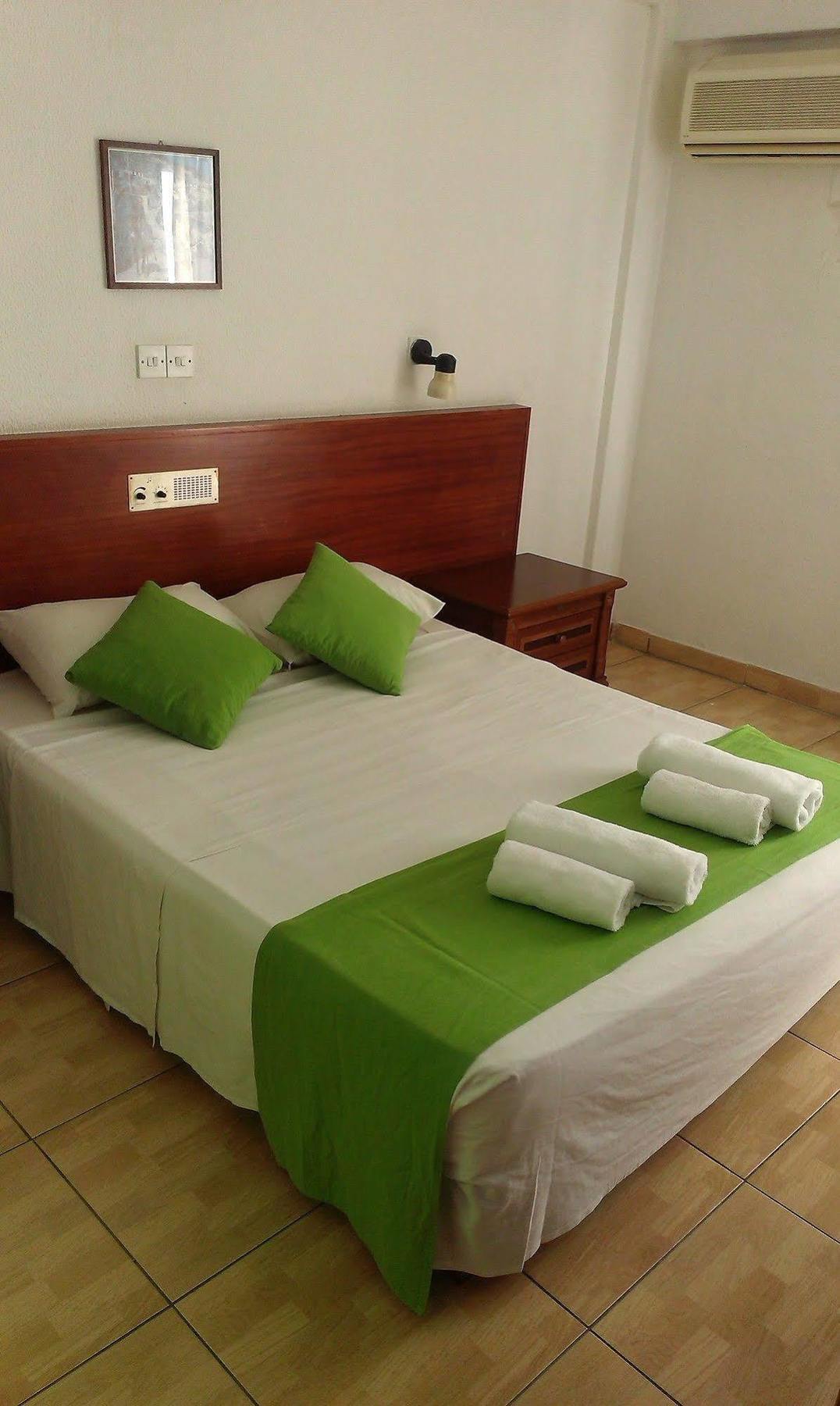 Отель Best Western Plus Larco Ларнака Экстерьер фото